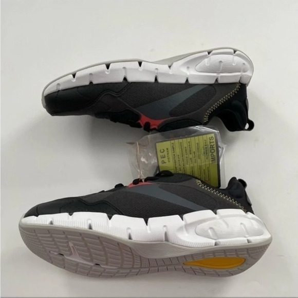 New Reebok Mens Sample Zig Zenwave Black - Picture 6 of 7